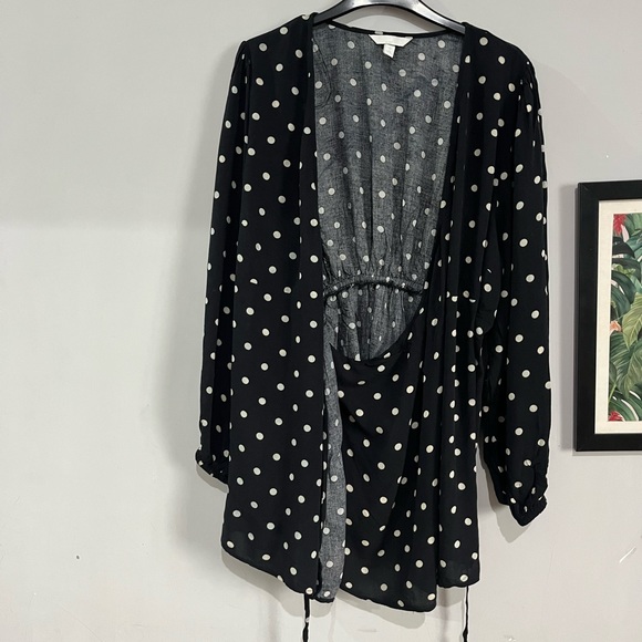 H&M wrap top - Picture 2 of 6